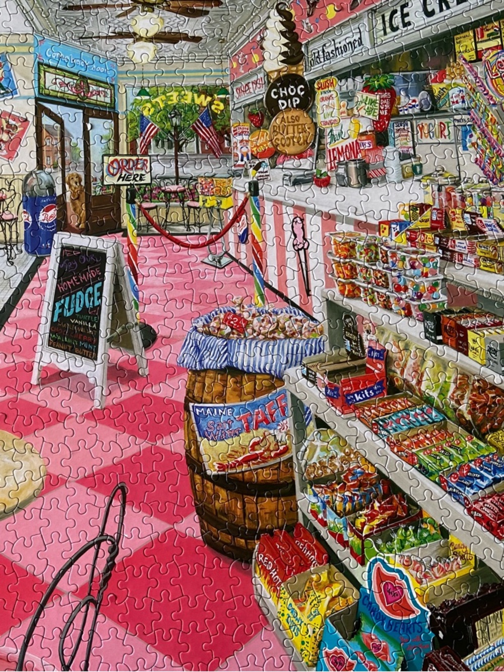 White Mountain “Ice Cream Parlor” Puzzle, #1576A 1000 pieces, Great Shape